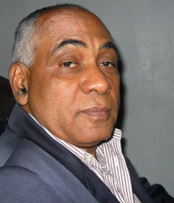 José Enrique García, tesorero de la Academia Dominicana de la Lengua (foto: encaribe.org)
