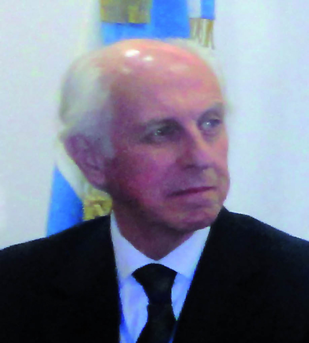 Sillón n.º 10: "Carlos Guido y Spano"