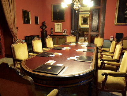 Sala de reuniones de la Junta de Gobierno.