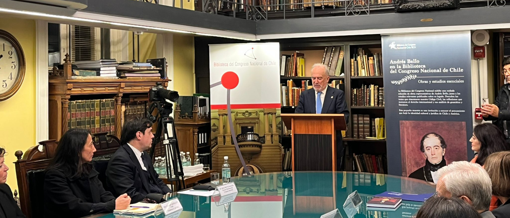 El director de la RAE y presidente de la ASALE, en la conmemoración del 160.º aniversario del fallecimiento de Andrés Bello