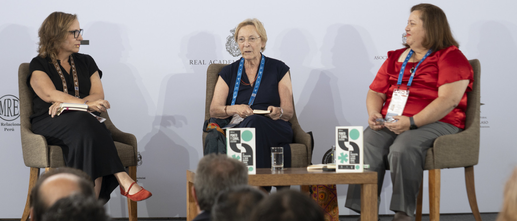 Presentación de «Punto y coma, etcétera» de la colección Hablantes