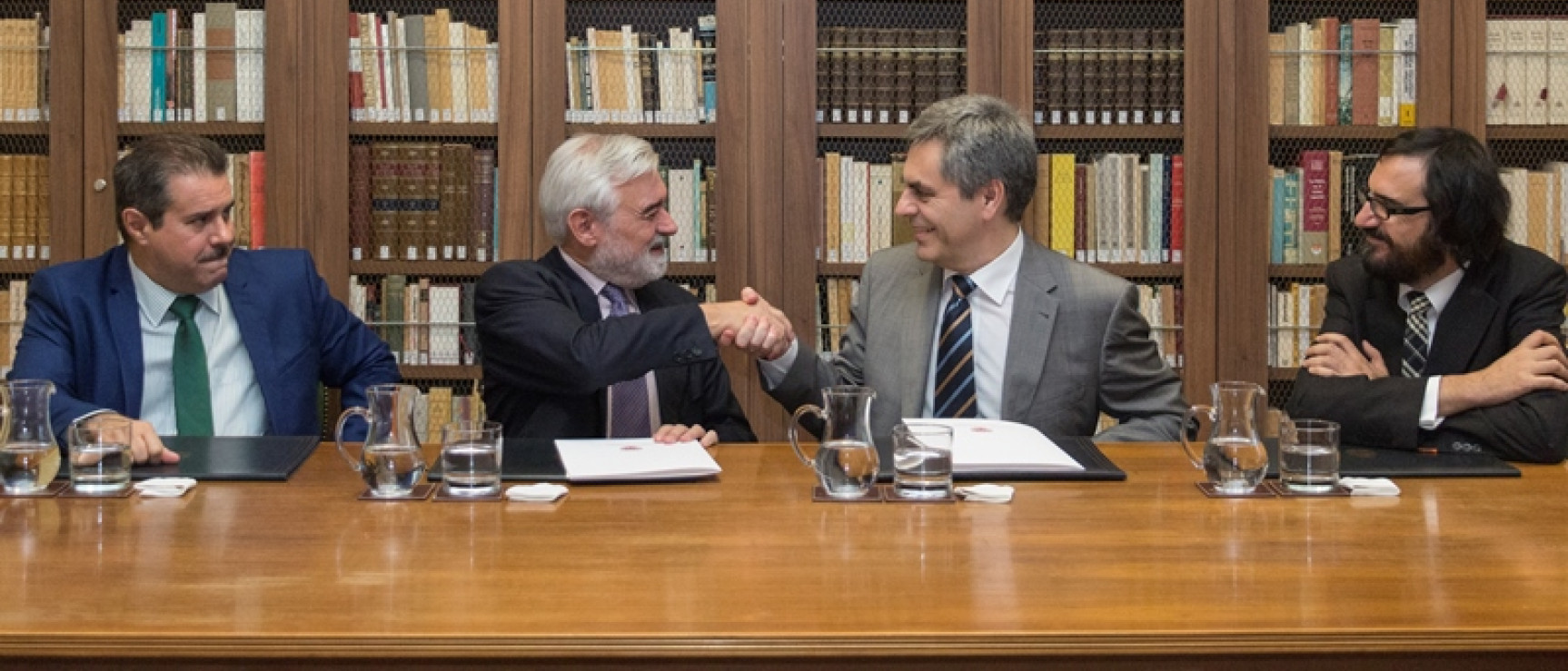 De izquierda a derecha: Francisco Javier Pérez, Darío Villanueva, Gustavo Patricio Leiva y Raúl González.