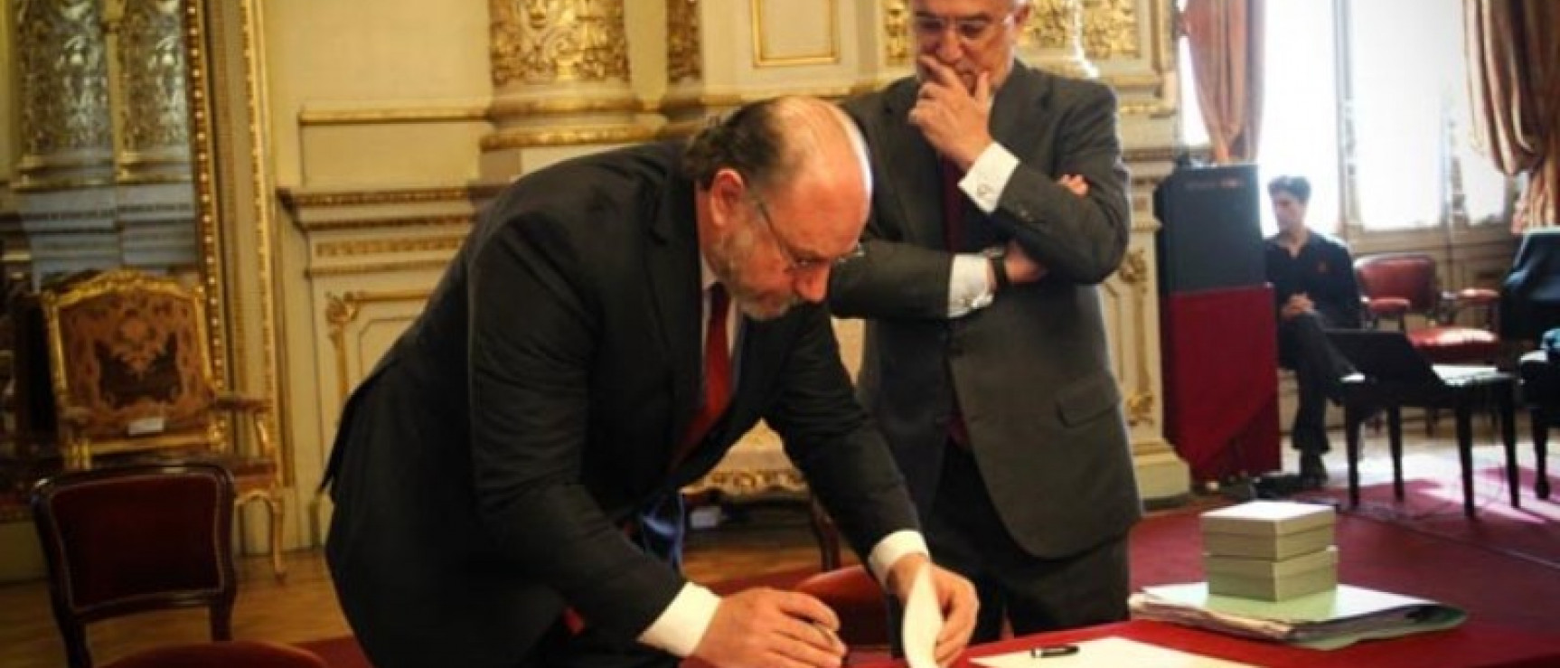 Firma del convenio entre la RAE, el Ministerio de Justicia y Derechos Humanos de Argentina y el Consejo de la Magistratura del Poder Judicial de Argentina.