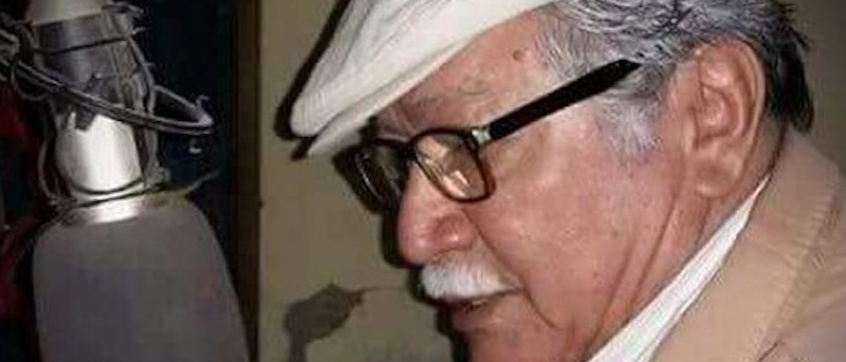 Arnaldo Lijerón, miembro de número de la Academia Boliviana de la Lengua. Foto: Erbol Digital.