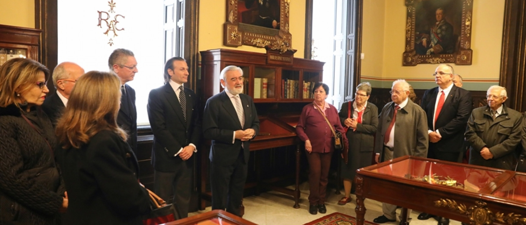Darío Villanueva da la bienvenida a los participantes de la convención académica del judeoespañol.