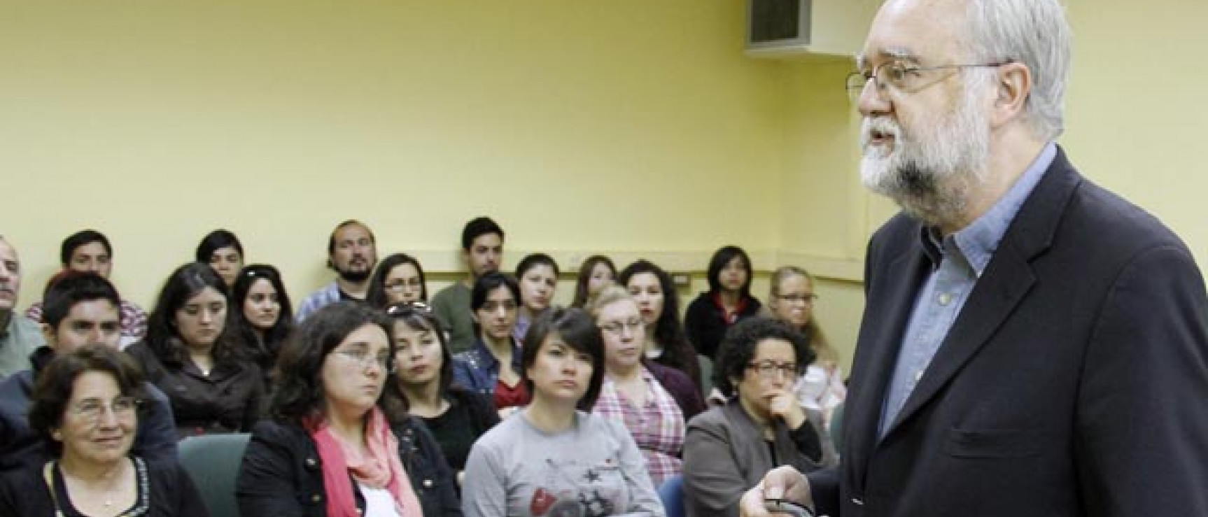 Ignacio Bosque en la Universidad de Concepción (Chile).