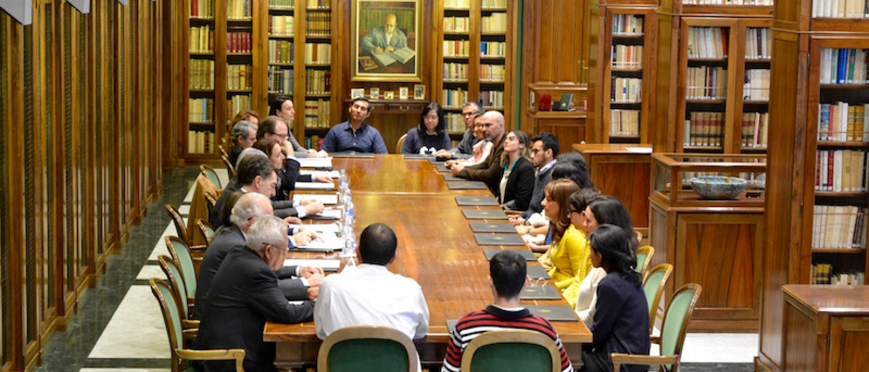 Alumnos y profesores de la ELH en el acto inaugural del curso.