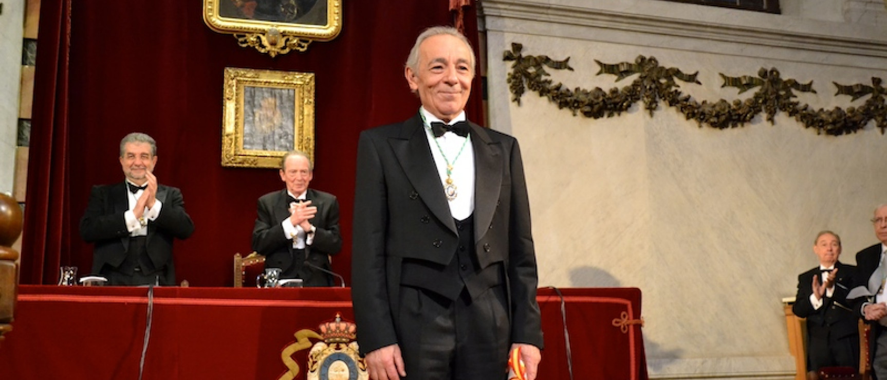 José Luis Gómez tras la lectura de su discurso de ingreso, el 26 de enero de 2014.