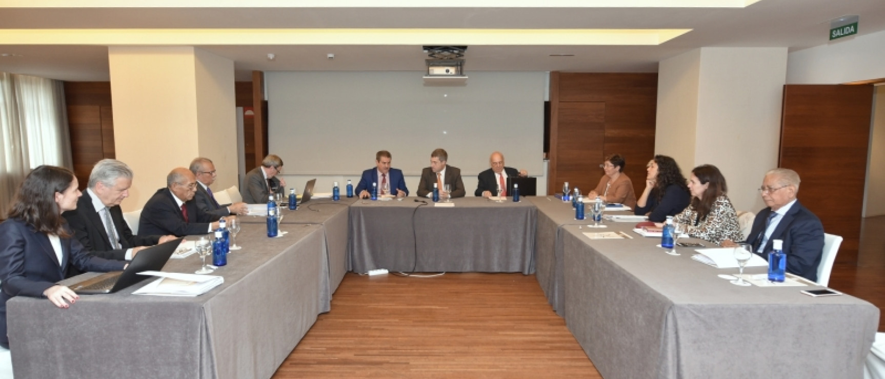 Concluyen las reuniones de la Comisión Interacadémica y comienzan los trabajos del nuevo diccionario.