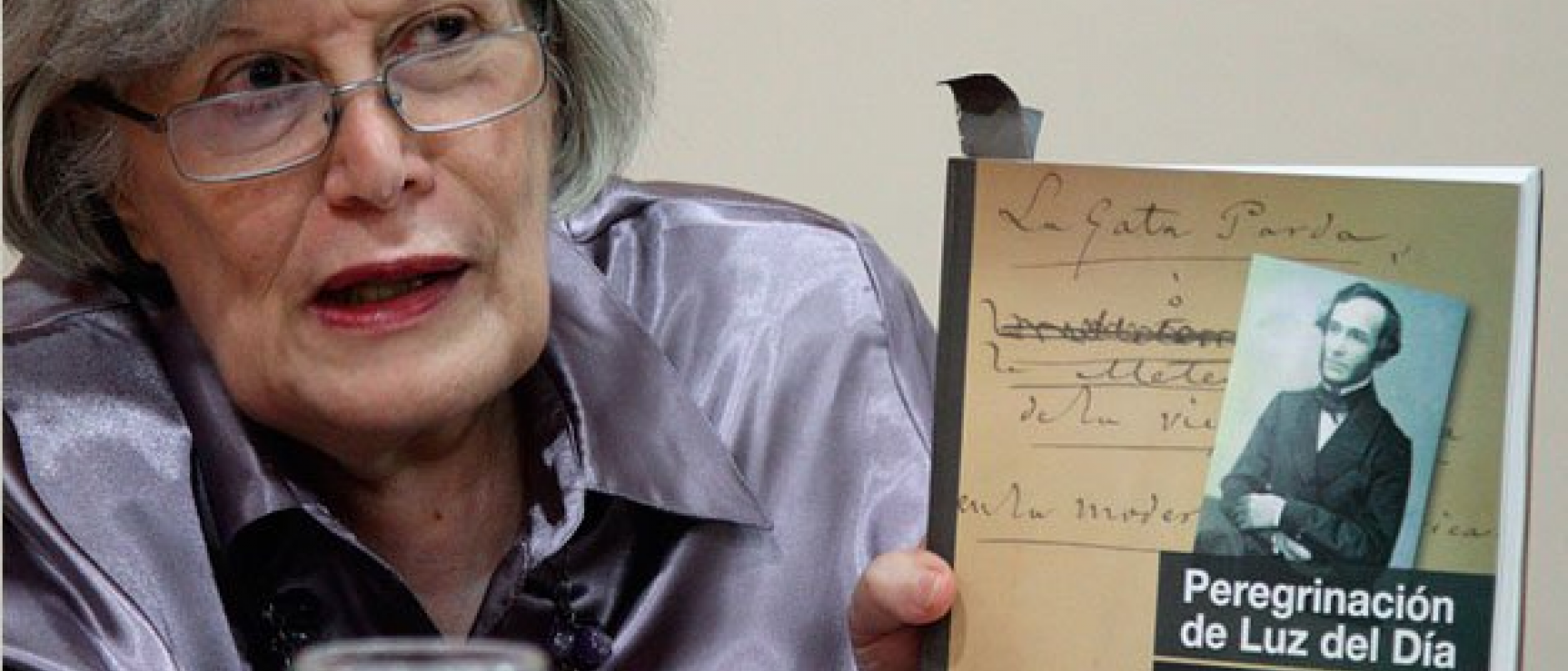 Élida Lois, elegida académica de número de la Academia Argentina de Letras.