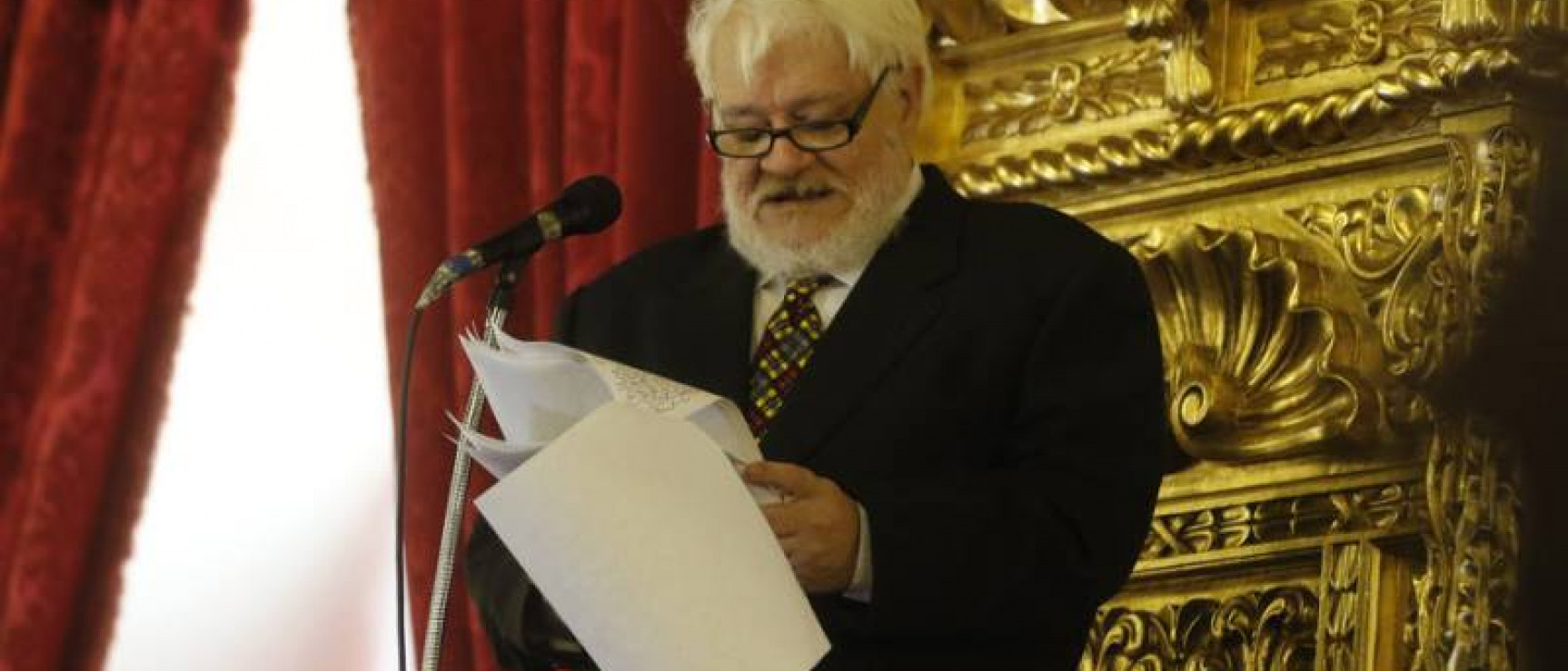 Armando Rojas Guardia ingresa en la Academia Venezolana de la Lengua. Foto: El Universal. 