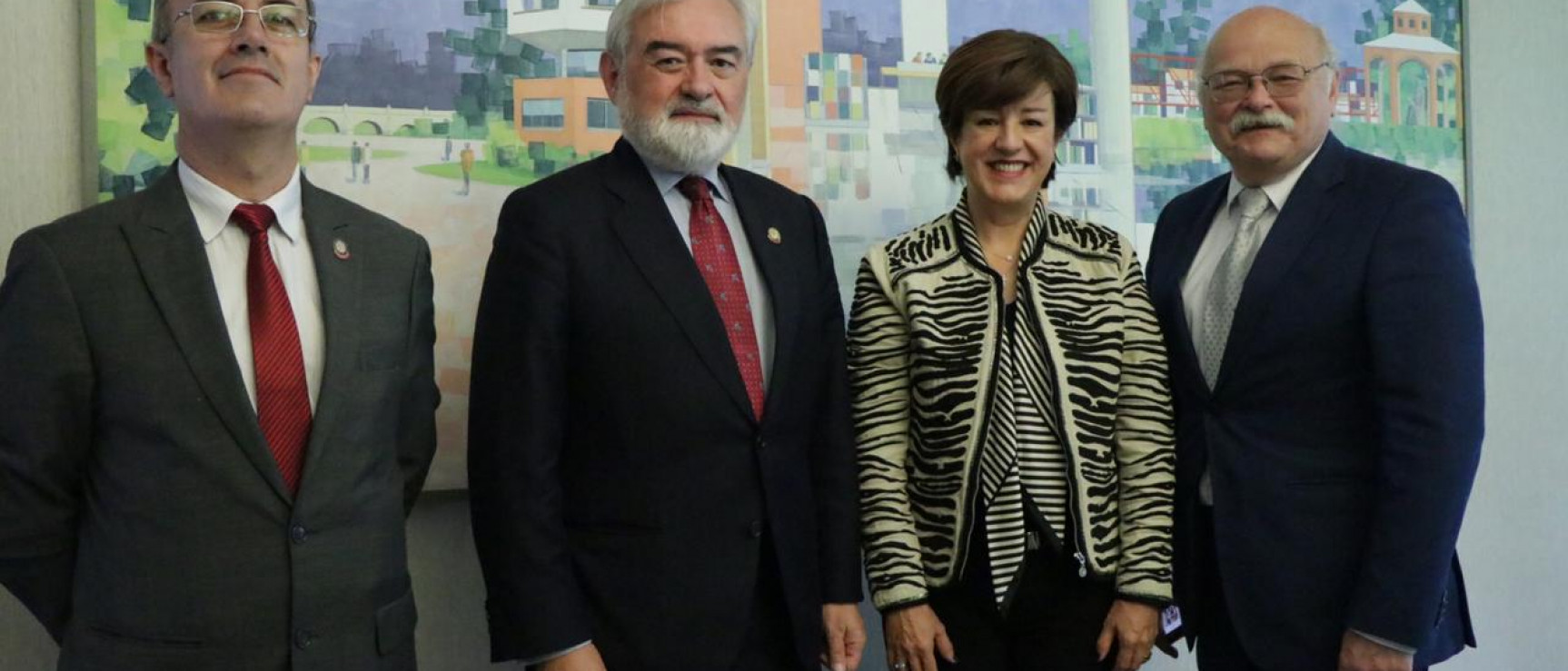 De izquierda a derecha: Juan Carlos Vergara, Darío Villanueva, Liliana Ospina y Bogdan Piotrowski.