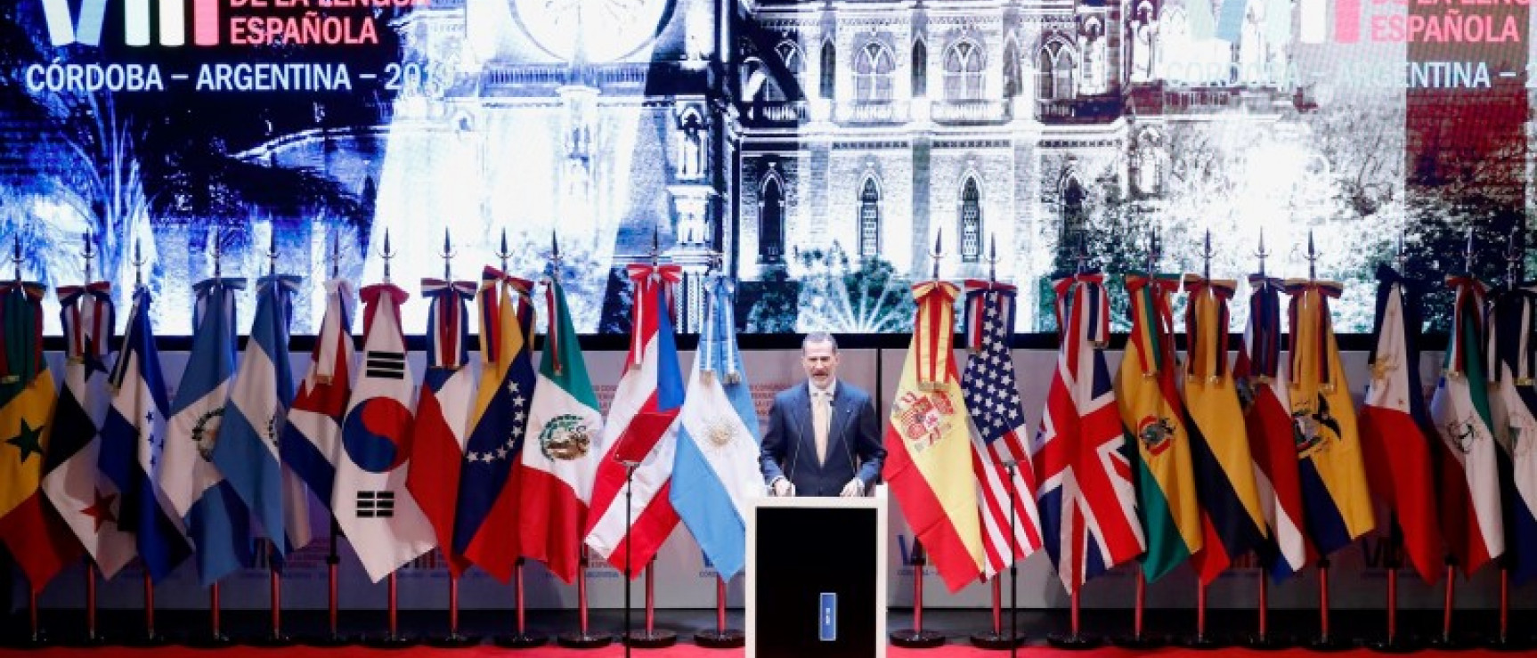 Felipe VI rinde homenaje a la fraternidad hispanoamericana en la inauguración del VIII CILE.