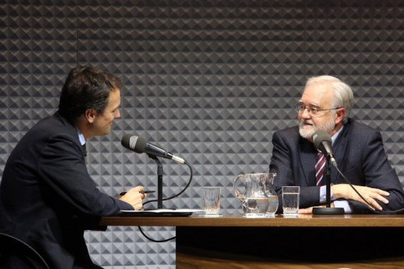 Ignacio Bosque, entrevistado por Íñigo Alfonso. Foto: Carmen Botán, Fundación March.