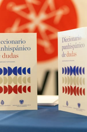 Diccionario panhispánico de dudas