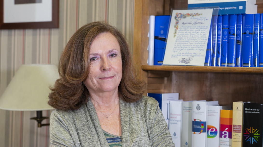 Retrato de Aurora Egido en la RAE