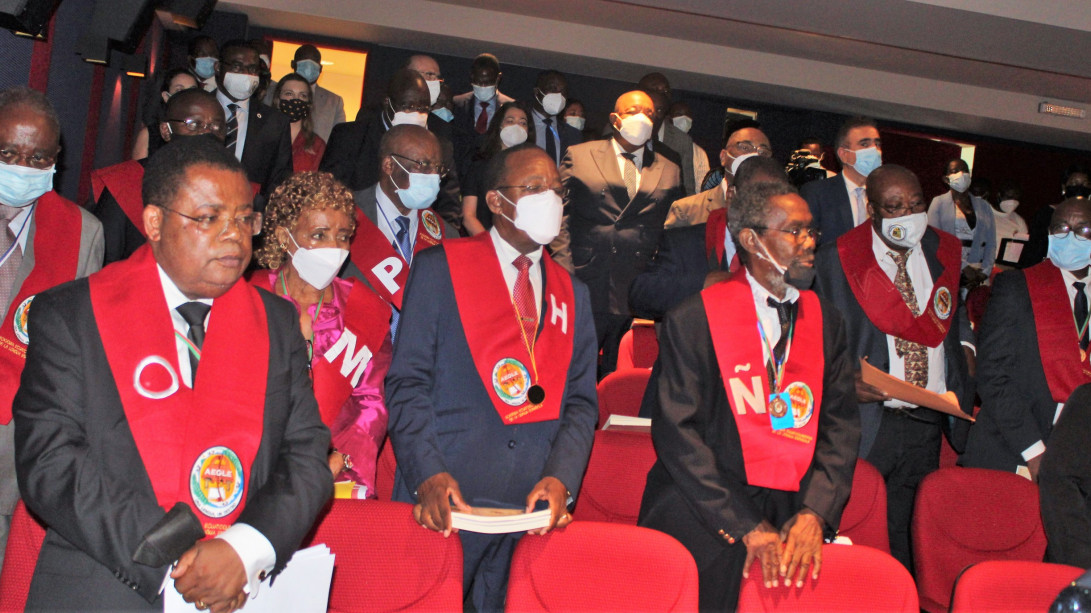 Miembros de la Academia Ecuatoguineana