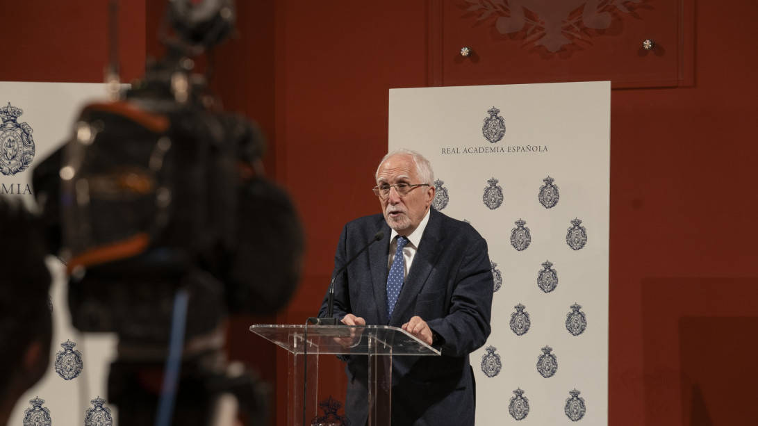 Luis Mateo Díez (foto: RAE)