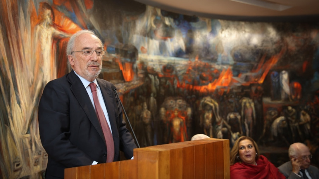 Santiago Muñoz Machado durante la presentación del DPEJ. Foto: UNAM.