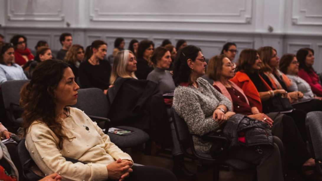 La presentación tuvo lugar en el Colegio de Traductores de Rosario (Argentina)..
