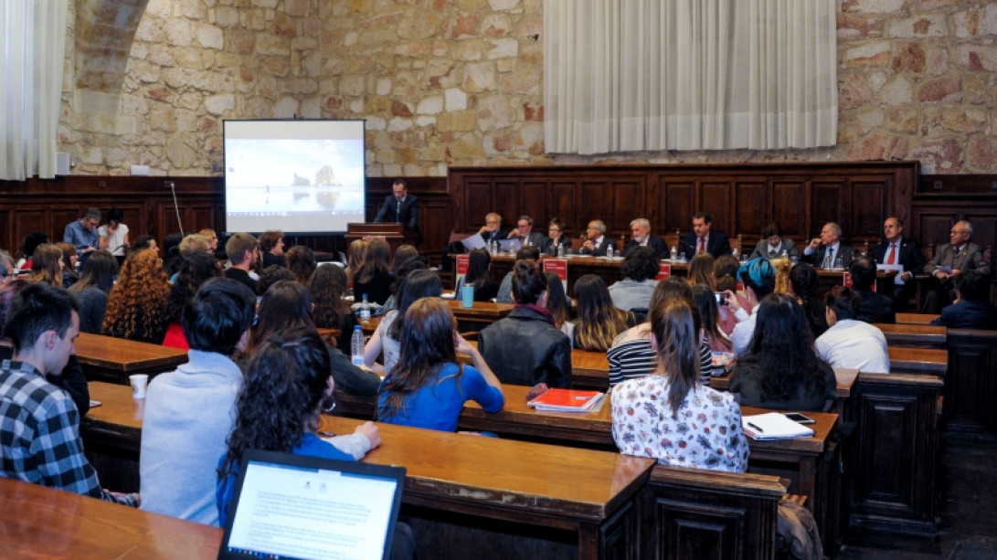 Los alumnos de la USAL han preguntado a las academias de la ASALE sus dudas lingüísticas.