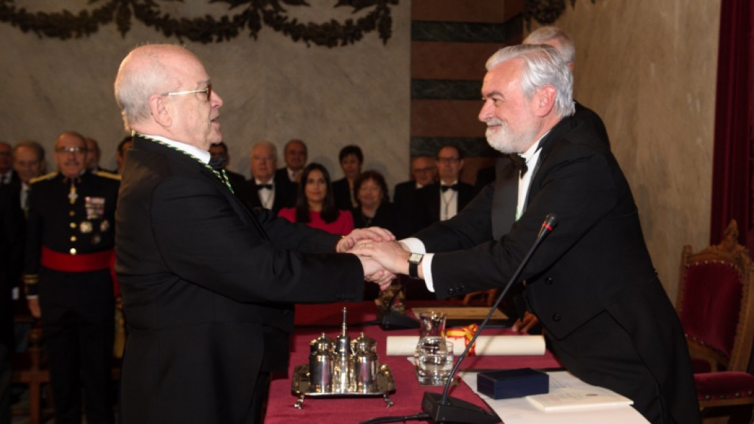 Federico Corriente, nuevo académico de número.