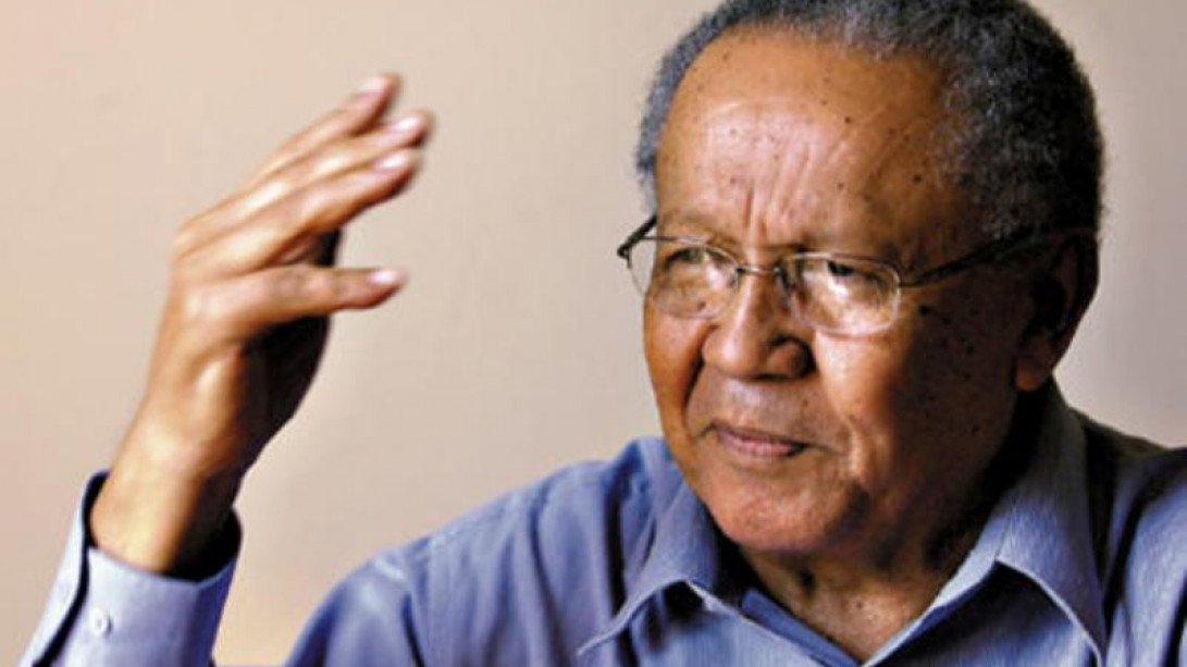 Juan Ramón Martínez, director de la Academia Hondureña de la Lengua. Foto: La Noticia.