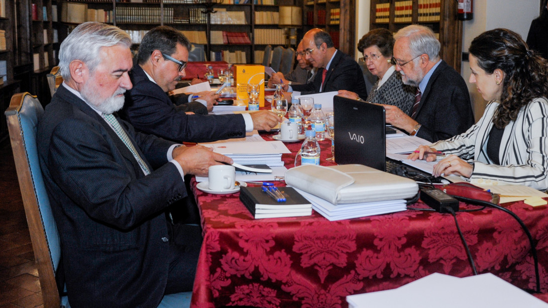 Reunión de trabajo celebrada hoy en la USAL. Foto: Pablo de la Peña