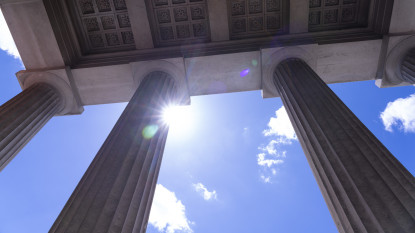 Fachada de la Real Academia Española