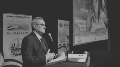 Eduardo Buenaventura Badía Serra, miembro de la Academia Salvadoreña de la Lengua