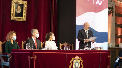 Los reyes de España han presidido en el salón de actos de la RAE el solemne acto institucional conmemorativo del septuagésimo aniversario de la Asociación de Academias de la Lengua Española (ASALE). Foto: RAE.