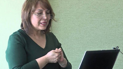 Rosa Tezanos-Pinto, miembro de número de la Academia Norteamericana de la Lengua Española.