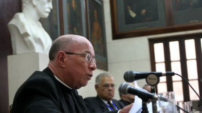 Carlos Manuel de Céspedes en la lectura de su discurso de ingreso en la Academia Cubana. Foto: «El País».