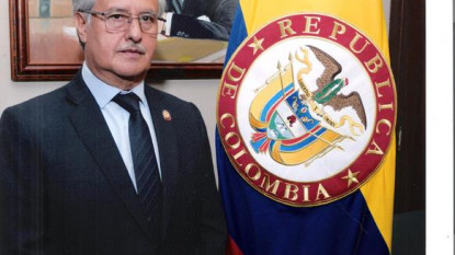 César Navarrete, miembro de número de la Academia Colombiana de la Lengua.