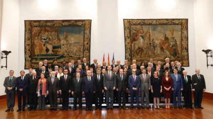 Foto de familia, presidida por el rey Felipe VI. Foto: © Casa de S.M. el Rey
