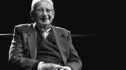 Rodolfo Eduardo de Roux Guerrero, miembro de la Academia Colombiana de la Lengua