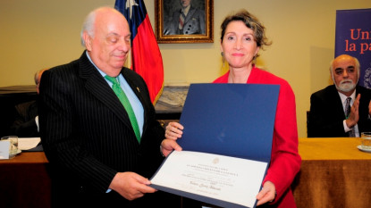 Alfredo Matus junto a la periodista Vivian Lavín.