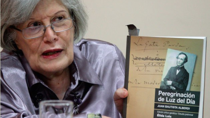 Élida Lois, elegida académica de número de la Academia Argentina de Letras.