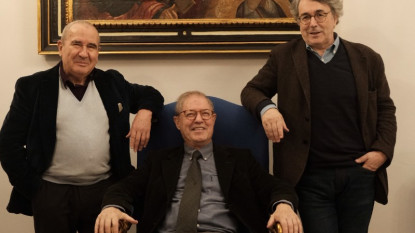 El escritor Alberto González Troyano, el académico y escritor Félix de Azúa y el escritor Andrés Trapiello (foto: RAE).