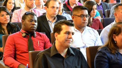 Becarios de la Fundación Carolina en la RAE