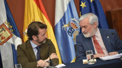 Darío Villanueva con el presidente del Cabildo. Foto: Tony Cuadrado.