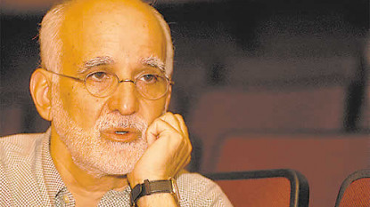 Roberto Salomón, nuevo miembro de número de la Academia Salvadoreña de la Lengua. Foto: elsalvador.com